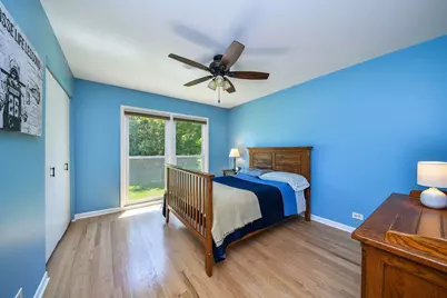 588 Williamsburg Road, Glen Ellyn, IL 60137 - Photo 31