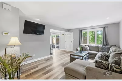 1905 Rosewood Court #2C, Darien, IL 60561 - Photo 5