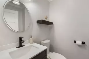 318 Seafarer Dr, Third Lake, IL 60030 - Photo 15