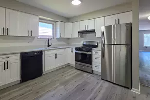 16724 Hillside Pl, Tinley Park, IL 60477 - Photo 5