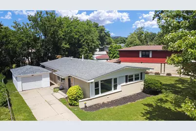 220 N Park Drive, Glenwood, IL 60425 - Photo 3