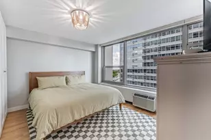 3600 N Lake Shore Dr, Chicago, IL 60613 - Photo 17