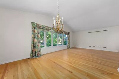 9230 N Major Avenue, Morton Grove, IL 60053 - Photo 7