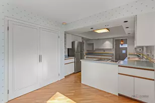 9230 N Major Ave, Morton Grove, IL 60053 - Photo 15