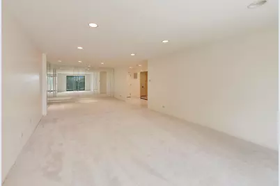 [Address not provided], Morton Grove, IL 60053 - Photo 9