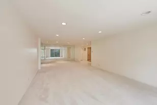 8600 Waukegan Rd, Morton Grove, IL 60053 - Photo 9