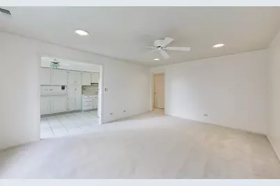 [Address not provided], Morton Grove, IL 60053 - Photo 17
