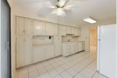 [Address not provided], Morton Grove, IL 60053 - Photo 15