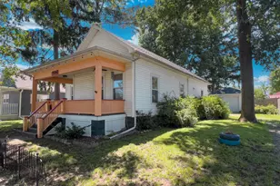 1508 W Chestnut St, Bloomington, IL 61701 - Photo 3
