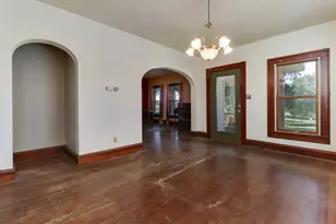 1508 W Chestnut St, Bloomington, IL 61701 - Photo 17