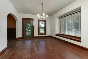 1508 W Chestnut St, Bloomington, IL 61701 - Photo 13