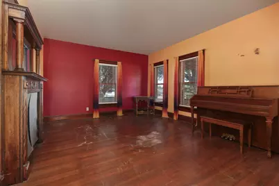 1508 W Chestnut Street, Bloomington, IL 61701 - Photo 7