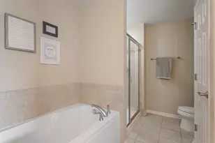 106 Creekbend Ct, Mount Prospect, IL 60056 - Photo 15