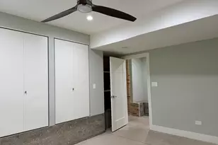 4730 W Grace St, Chicago, IL 60641 - Photo 11