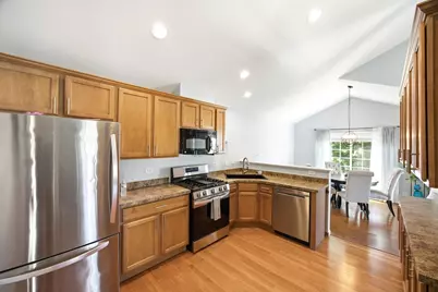8946 Disbrow Street, Huntley, IL 60142 - Photo 9