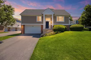 8946 Disbrow St, Huntley, IL 60142 - Photo 3
