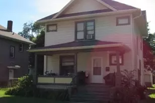 667 S Myrtle Ave, Kankakee, IL 60901 - Photo 1