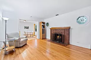 979 Vine St, Winnetka, IL 60093 - Photo 3