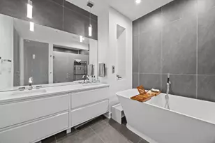 223 W Lake St, Chicago, IL 60606 - Photo 17