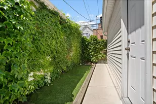 3452 N Damen Ave, Chicago, IL 60618 - Photo 35