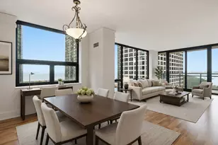 201 N Westshore Dr, Chicago, IL 60601 - Photo 7