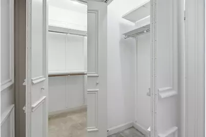 201 N Westshore Drive #1202, Chicago, IL 60601 - Photo 17