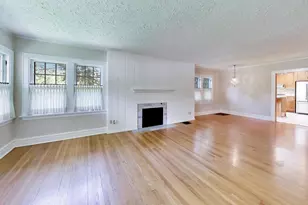 642 Gray Ave, Highland Park, IL 60035 - Photo 3