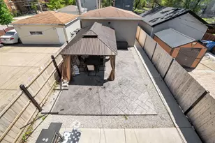 1505 S Tripp Ave, Chicago, IL 60623 - Photo 31