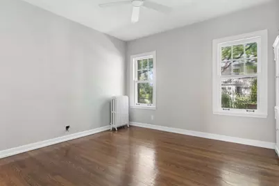 2247 W Estes Avenue #1, Chicago, IL 60645 - Photo 11