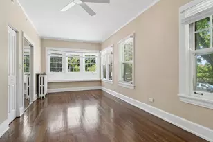 2247 W Estes Ave, Chicago, IL 60645 - Photo 15