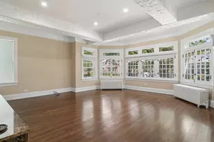 2247 W Estes Ave, Chicago, IL 60645 - Photo 5