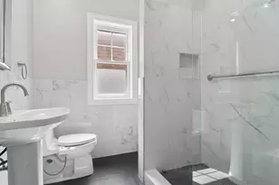 2247 W Estes Ave, Chicago, IL 60645 - Photo 9