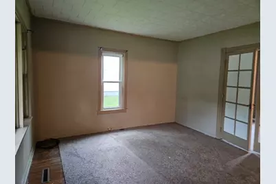 302 E Park Street, Morrison, IL 61270 - Photo 11