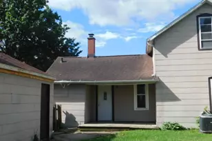 302 E Park St, Morrison, IL 61270 - Photo 23