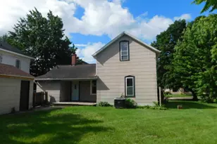 302 E Park St, Morrison, IL 61270 - Photo 21