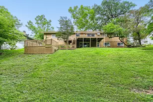823 Greenwood Ave, Carpentersville, IL 60110 - Photo 23