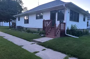 803 N 9th St, Dekalb, IL 60115 - Photo 29