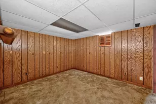 803 N 9th St, Dekalb, IL 60115 - Photo 19