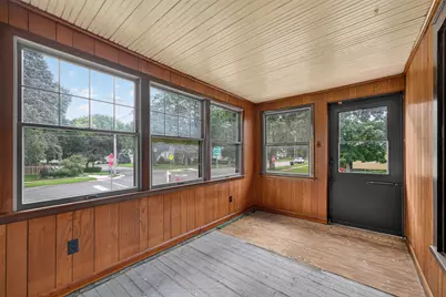 803 N 9th Street, Dekalb, IL 60115 - Photo 3