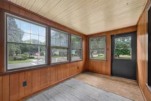 803 N 9th St, Dekalb, IL 60115 - Photo 3