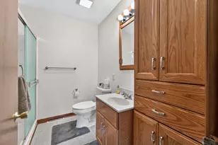 803 N 9th St, Dekalb, IL 60115 - Photo 15