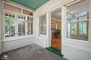 9237 S Longwood Dr, Chicago, IL 60643 - Photo 9