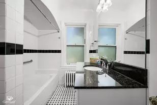 9237 S Longwood Dr, Chicago, IL 60643 - Photo 21