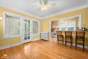 9237 S Longwood Dr, Chicago, IL 60643 - Photo 11