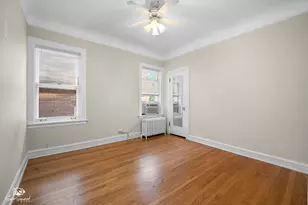 9237 S Longwood Dr, Chicago, IL 60643 - Photo 5