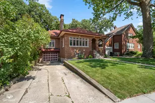 9237 S Longwood Dr, Chicago, IL 60643 - Photo 15
