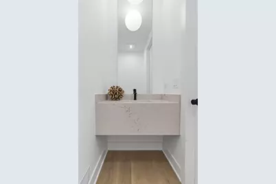 2044 W Superior Street, Chicago, IL 60612 - Photo 15