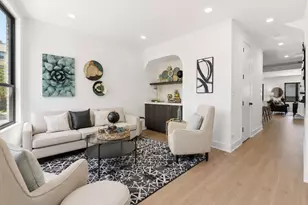 2044 W Superior St, Chicago, IL 60612 - Photo 3