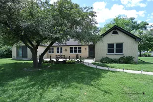 9425 Byrne Dr, Fox River Grove, IL 60021 - Photo 1