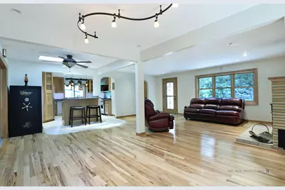 9425 Byrne Drive, Fox River Grove, IL 60021 - Photo 9